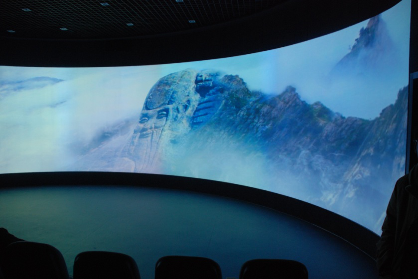 弧幕、環(huán)幕投影