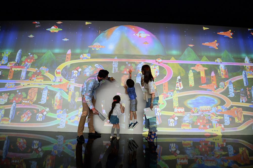 墻面互動(dòng)投影 墻面互動(dòng)投影