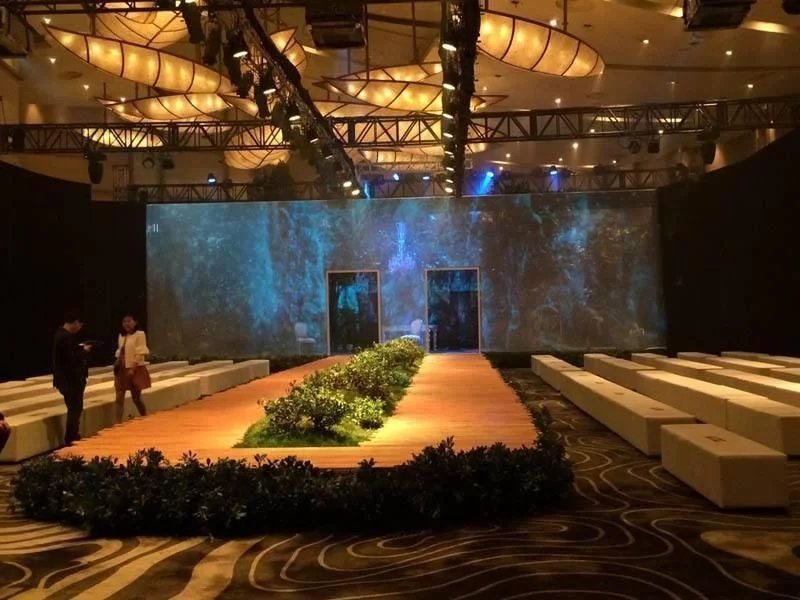 沉浸式虛擬現實系統(tǒng) 沉浸式虛擬現實系統(tǒng)