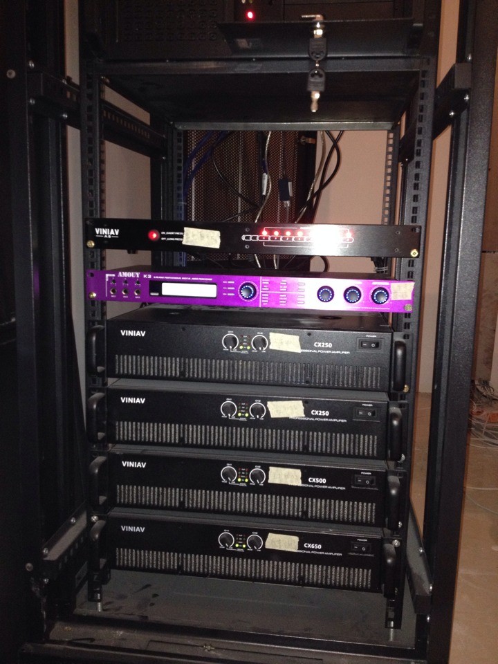 VINIAV功放機 VINIAV功放機